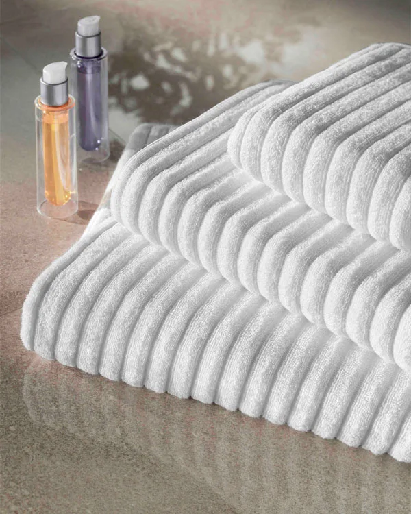 MITIS موديل منشفة