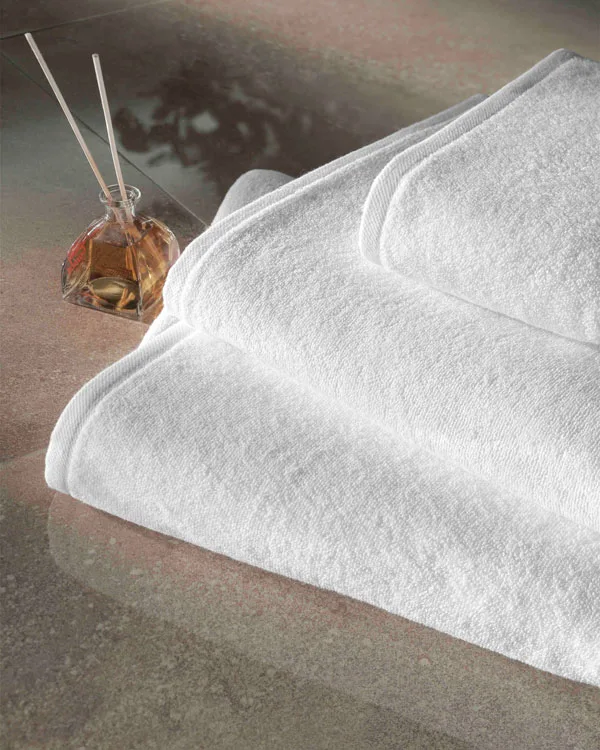 THEMIS موديل منشفة